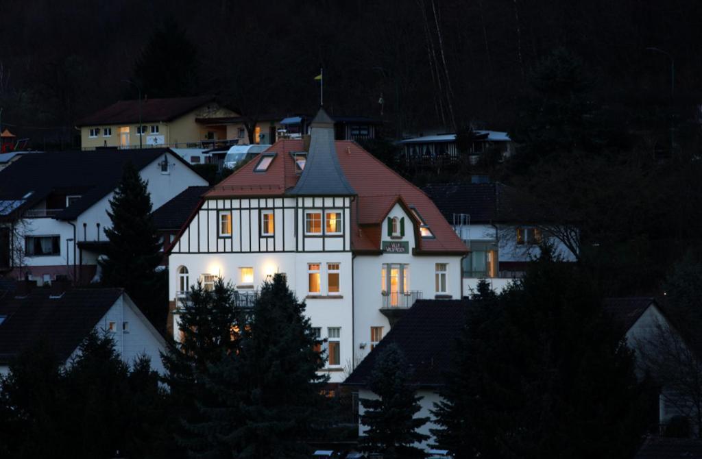 Villa Waldfrieden - Design Trifft Budget Annweiler am Trifels Luaran gambar